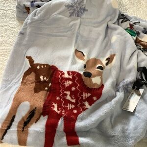 SALE🎄🎁 NWT SIMPLY ADORABLE VERA BRADLEY 80 x50 Merry Mischief Throw 🦌♥️